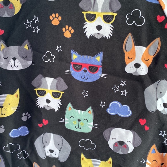 Scrubtop - Picture 2 of 3